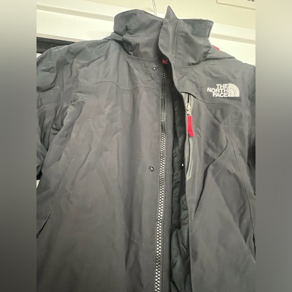 Youth boys north face rain jacket size large (14/16) - Picture 3 of 7